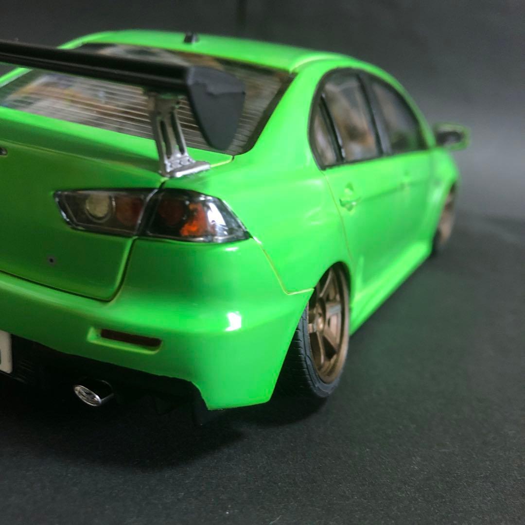 アオシマ 1/24 MITSUBISHI ランエボ Ⅹ 完成品 ワイルドスピード