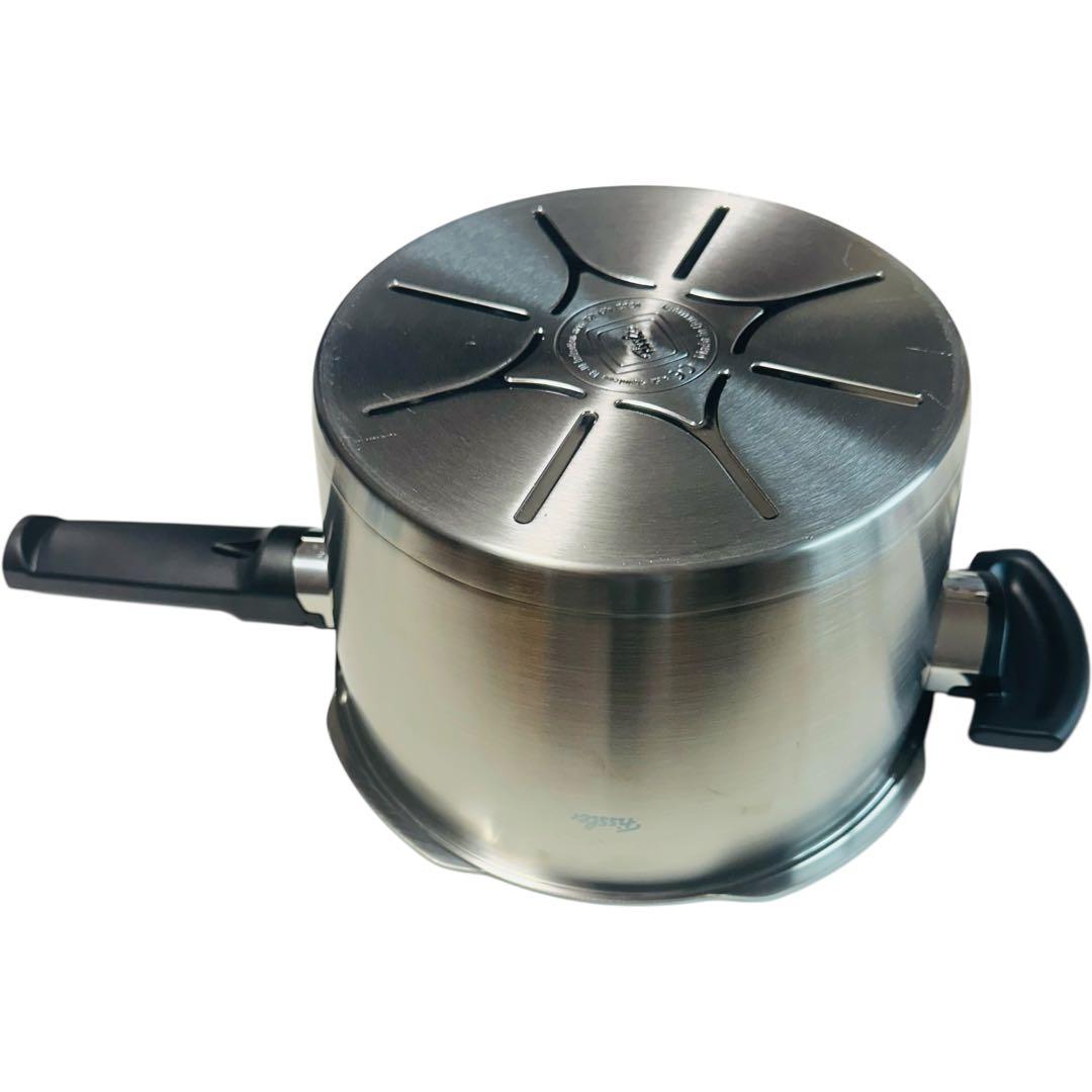 【新品】フィスラー プレミアム 圧力鍋 4.5L IH対応 蒸し器付き
