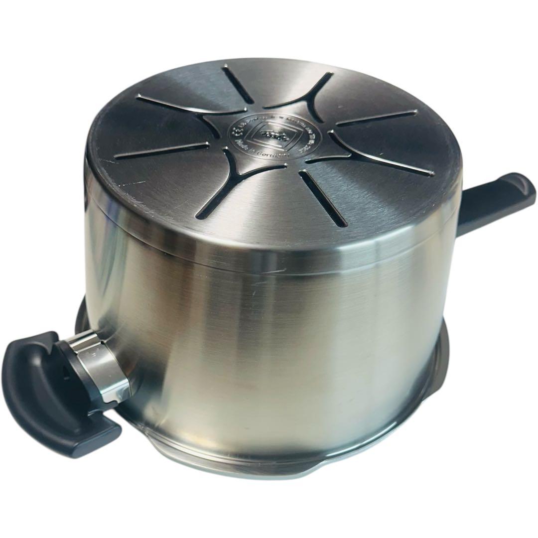 【新品】フィスラー プレミアム 圧力鍋 4.5L IH対応 蒸し器付き