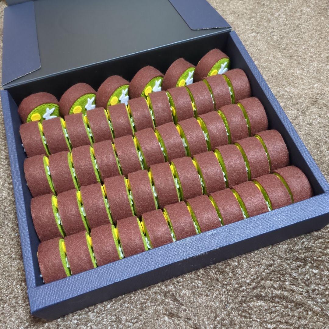 ヤトッチ　　お月見うさぎのミニロールカステラ ヤトッチ様専用 お月見うさぎのミニロールカステラ