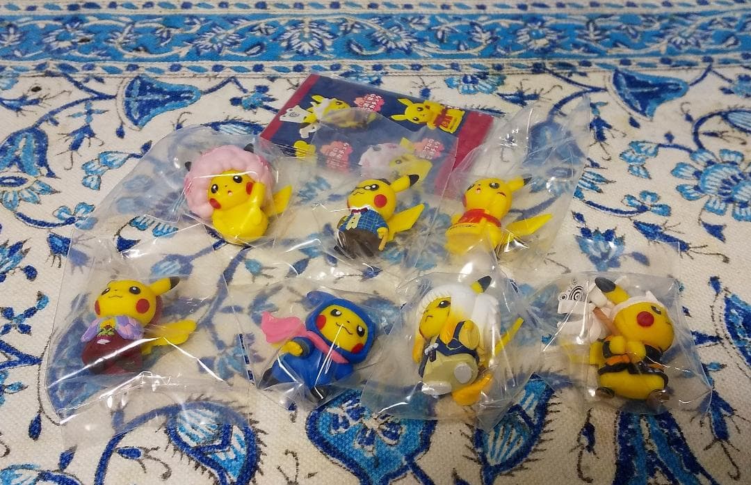 ☆ポケモンセンター トウキョーDX ピカチュウ フィギュアコレクション