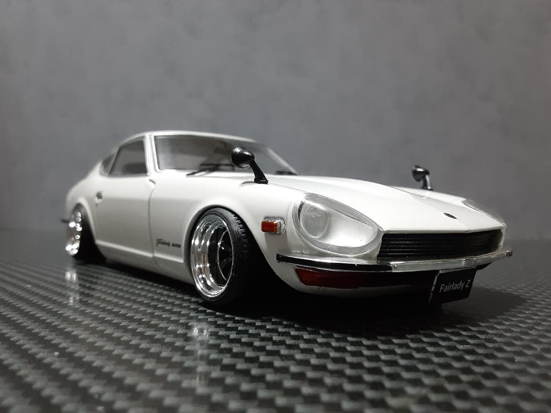 Hachette 1/24 日産 Fairlady 240Z 白 カスタム改 - メルカリ