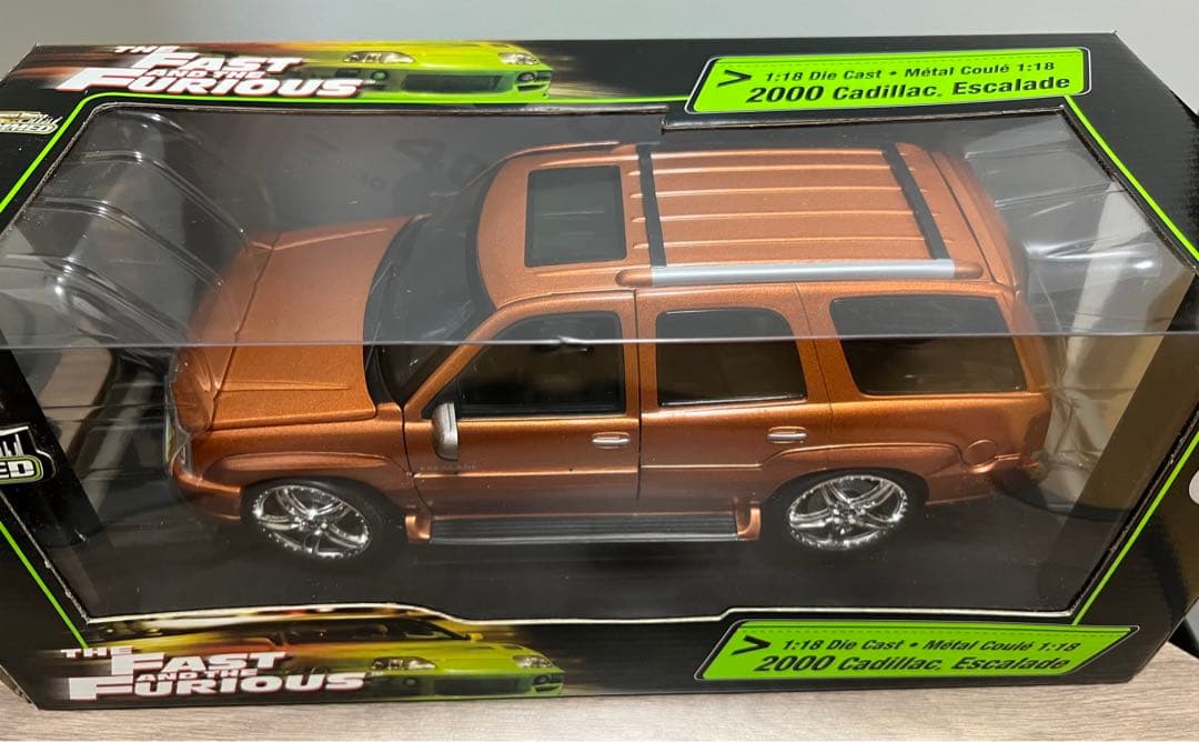 超希少 ワイルドスピード キャデラック エスカレード 1/18 ミニカー