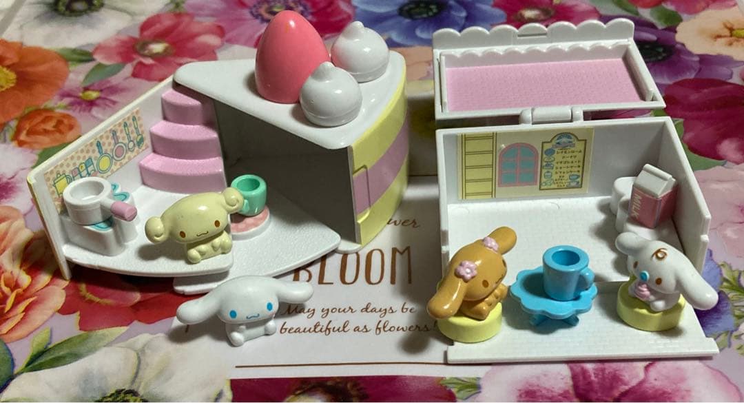 シナモロールハウス ショートケーキ ケーキボックス - メルカリ