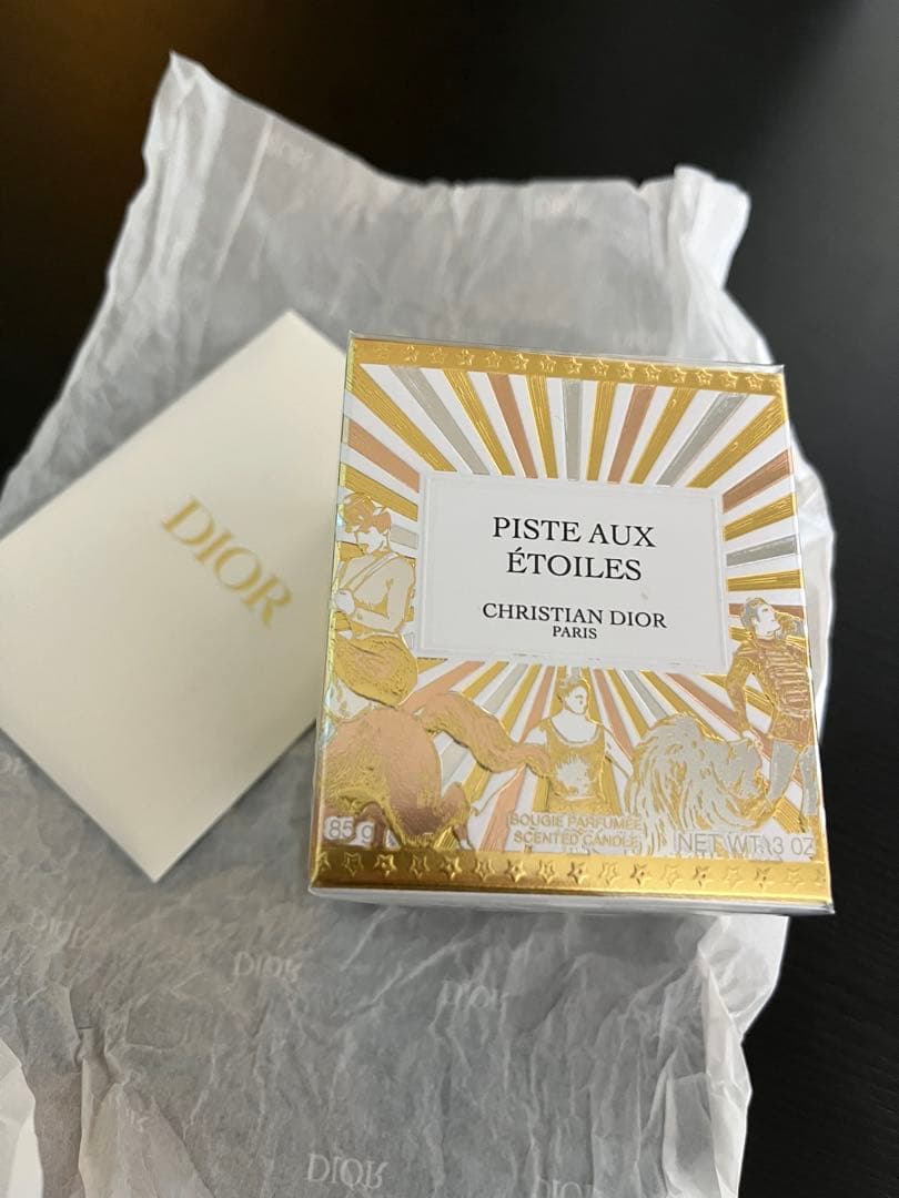 Dior Piste aux Étoiles 香り付きキャンドル 66g - メルカリ