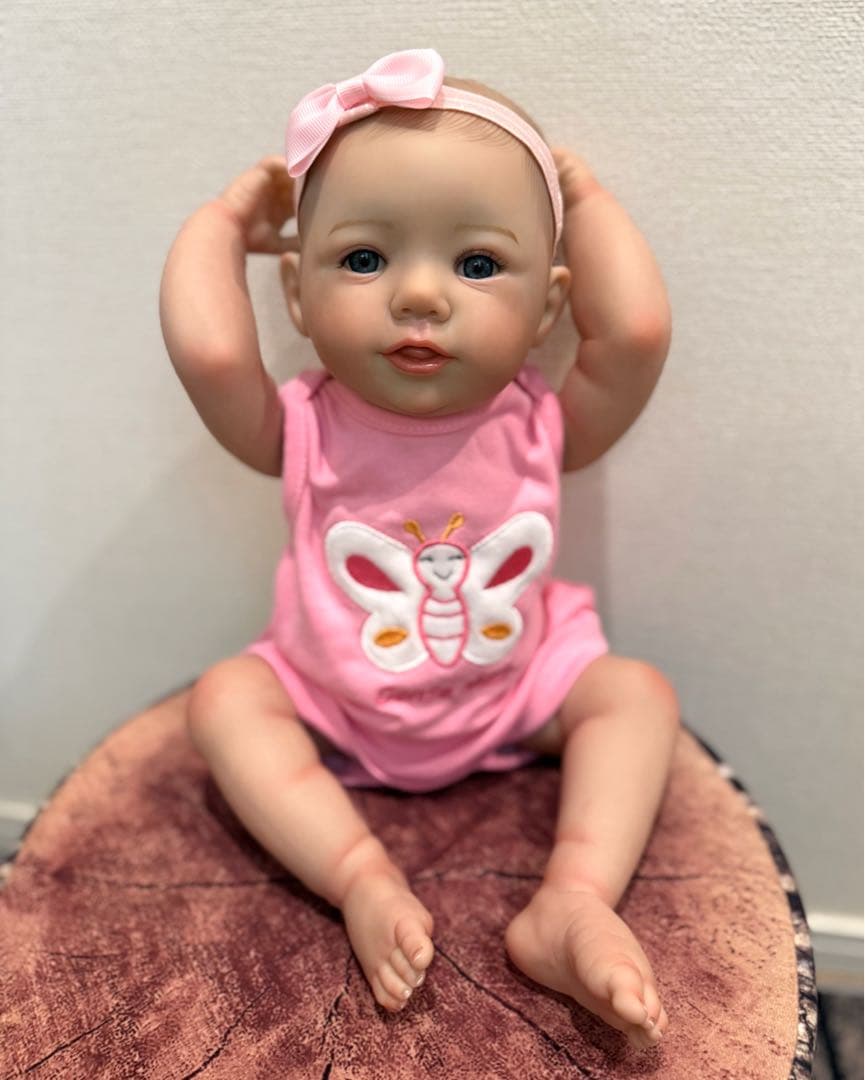 ☆新品☆リボーンドール フルボディーつぶらな瞳の女の子48cm