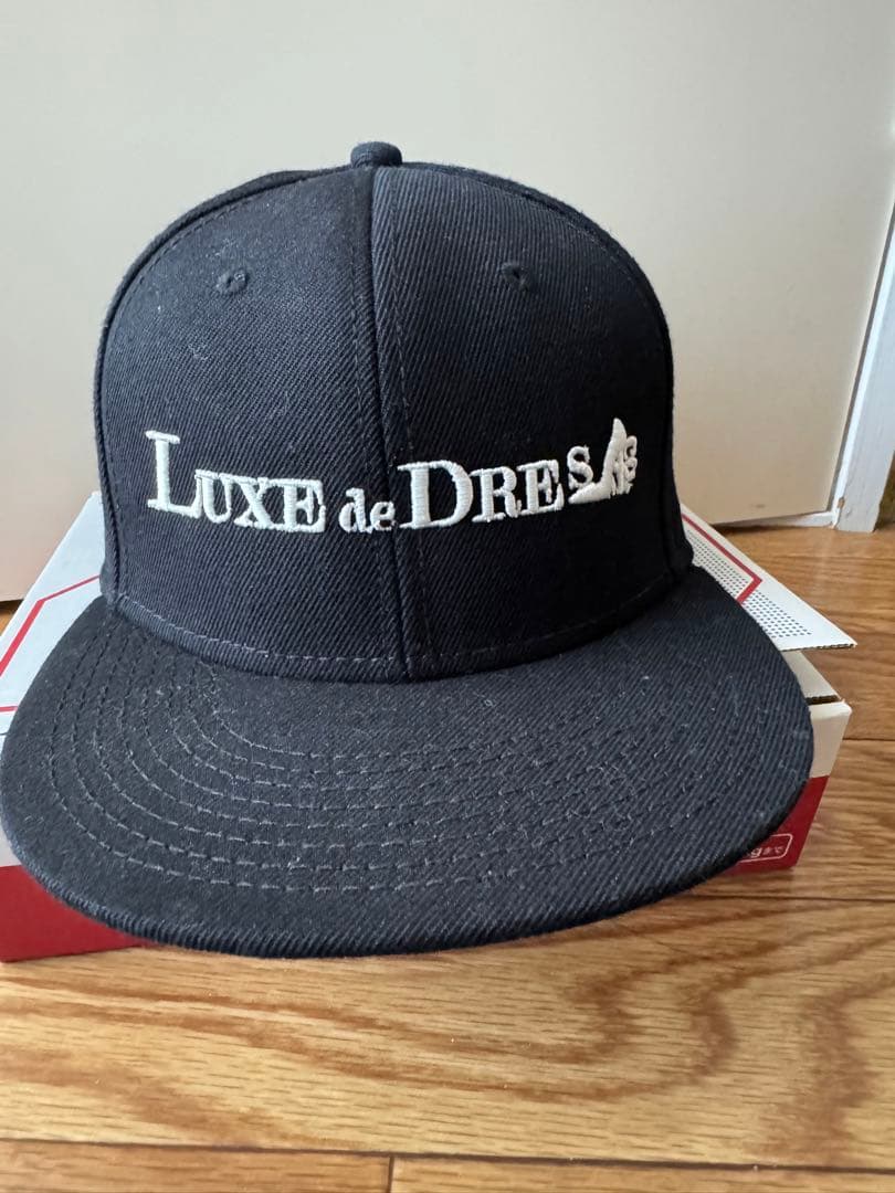 LUXE de DRESS co. ブランドロゴキャップ卸売 通販