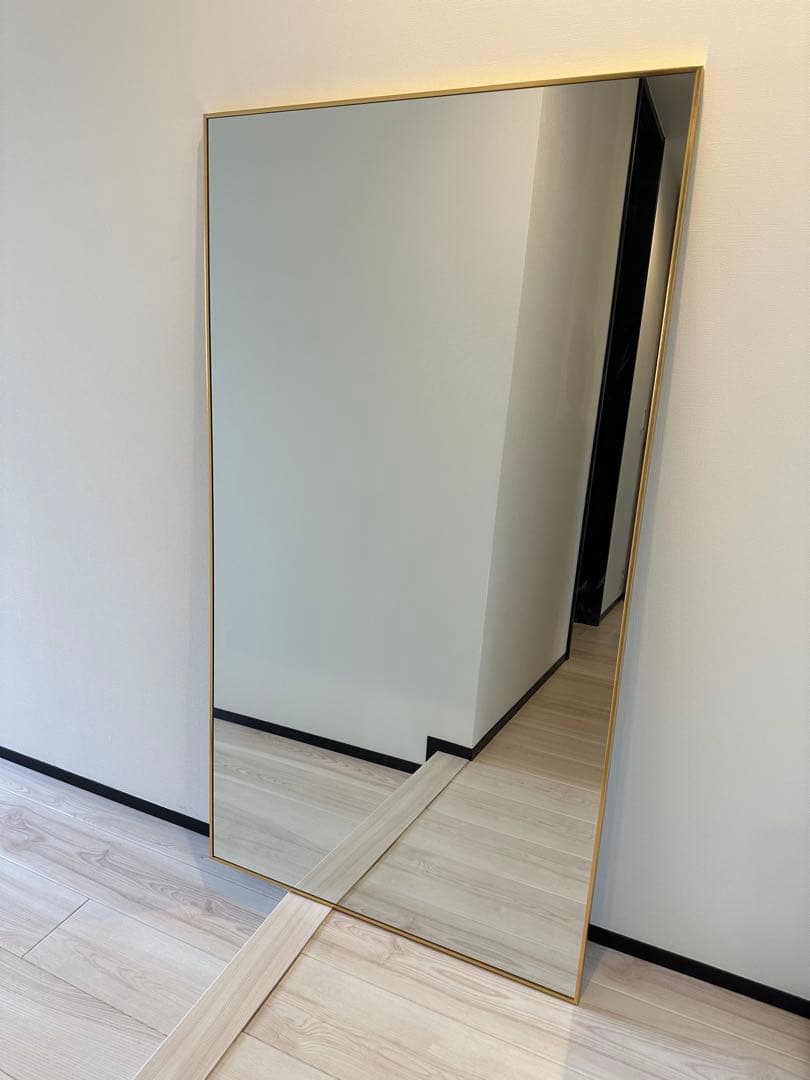 三越家具のブルージュデスクに合わせて購入の大型ウォールミラー 185×61cm