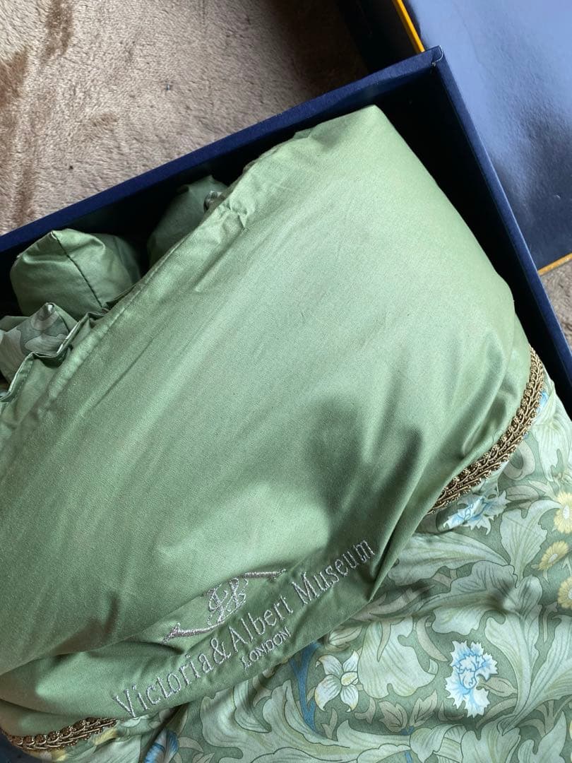 V&A 羊毛混肌掛ふとん ウィリアムモリス williammorris - メルカリ