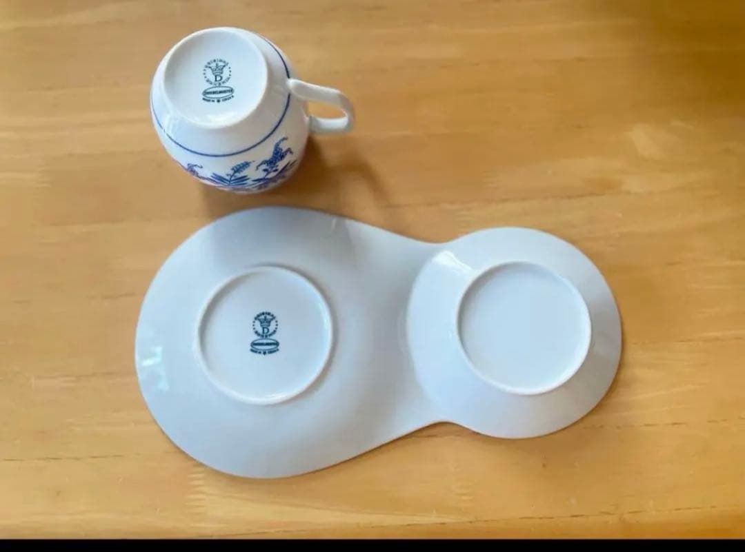 カールスバード ブルーオニオン まとめ販売 カップ 皿 - メルカリ