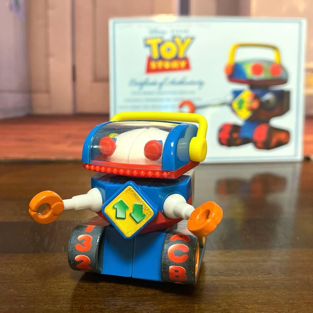 ディズニー トイストーリー ロボット マクドナルド レアキャラクター
