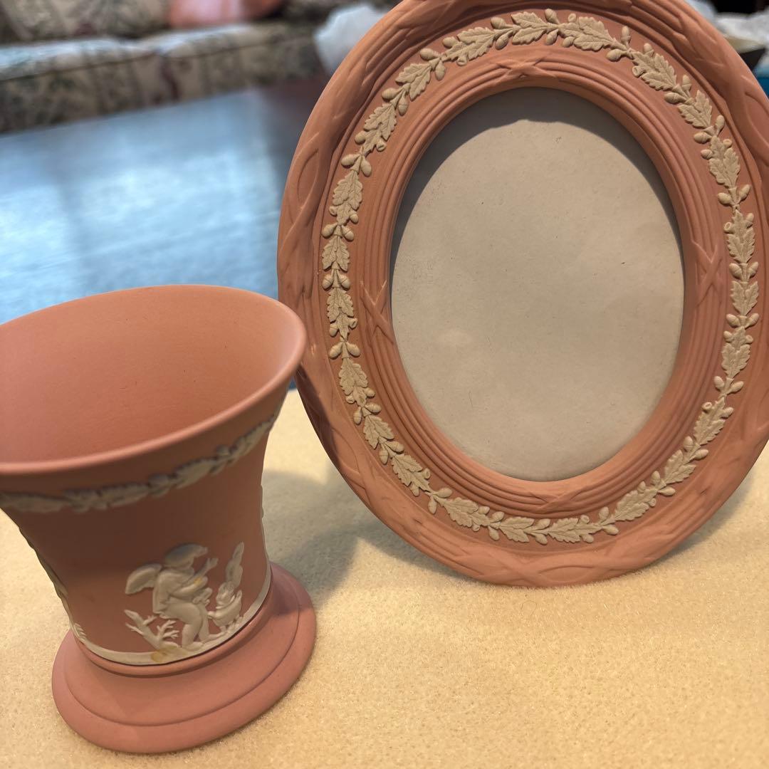 ウエッジウッド ピンクジャスパーの写真立てと花瓶 ウェッジウッド ジャスパー 花瓶 ピンク フラワーベース WEDGWOOD