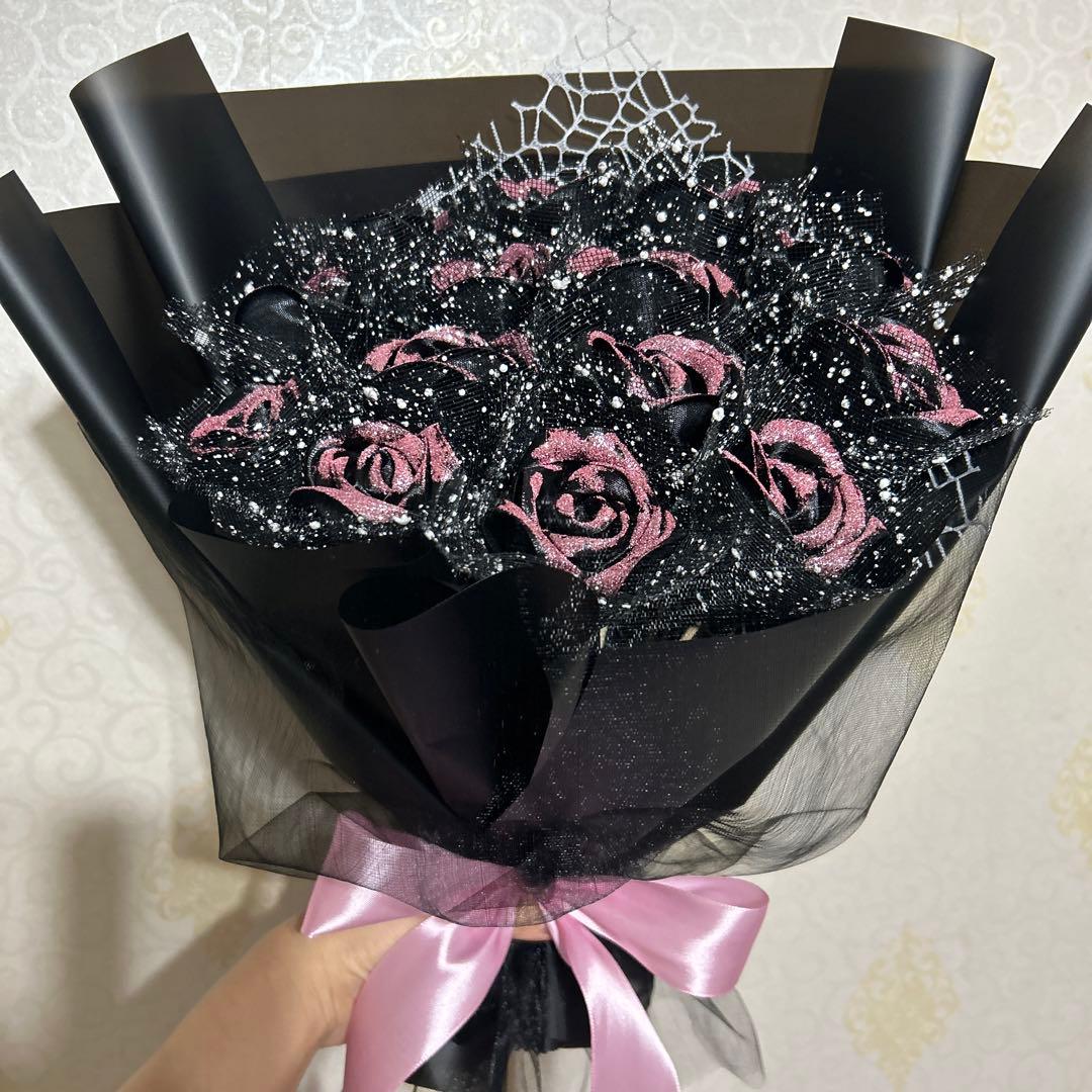 14本黒バラブーケピンク色ラメ付き❣️プレゼント 枯れない花 永生バラ