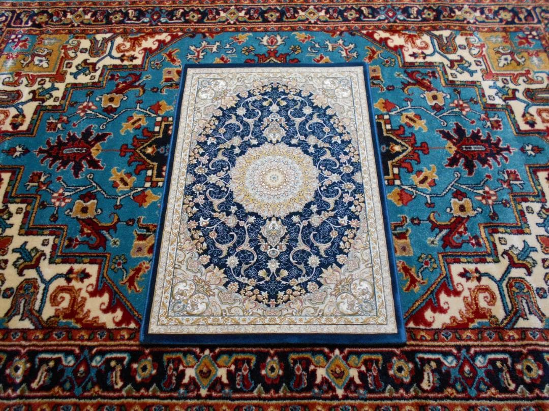 225万ノット、超高密度織！本場イラン産 絨毯 60×90cm‐201601 - メルカリ