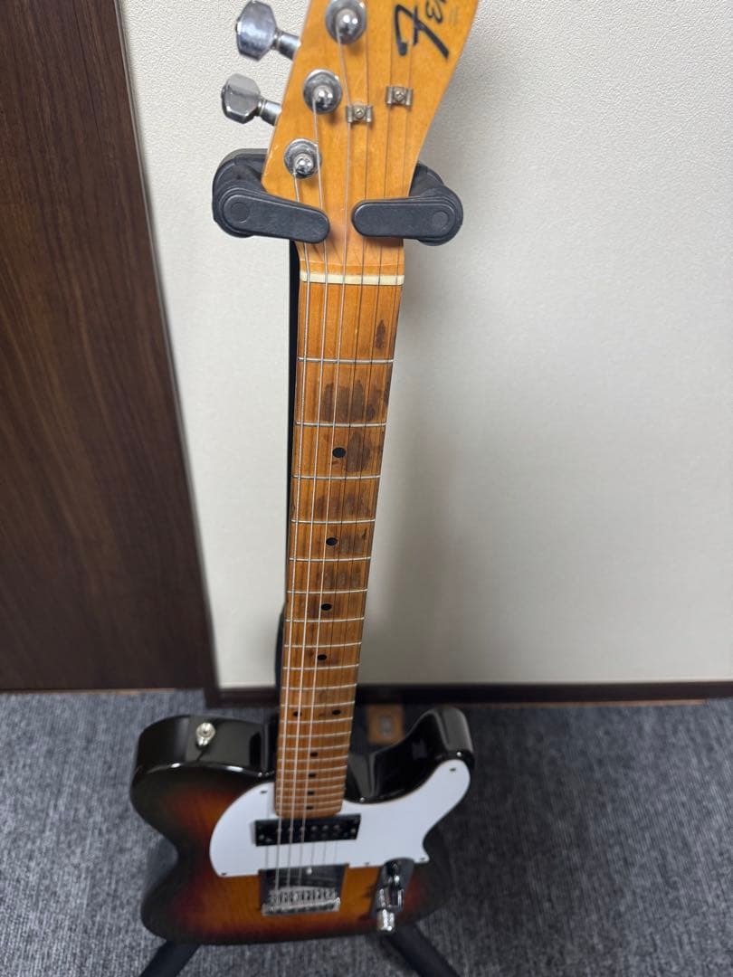希少】fenderJapan Telecaster Fシリアル おまけ付き - メルカリ