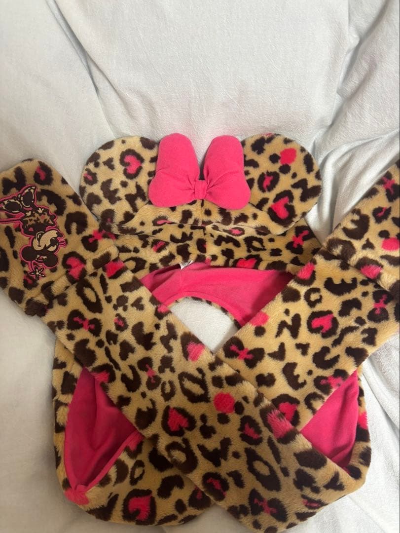 ディズニーリゾート ミニーマウス ヒョウ柄キャップ ディズニー ミニーマウス ヒョウ柄キャップ 58 - メルカリ