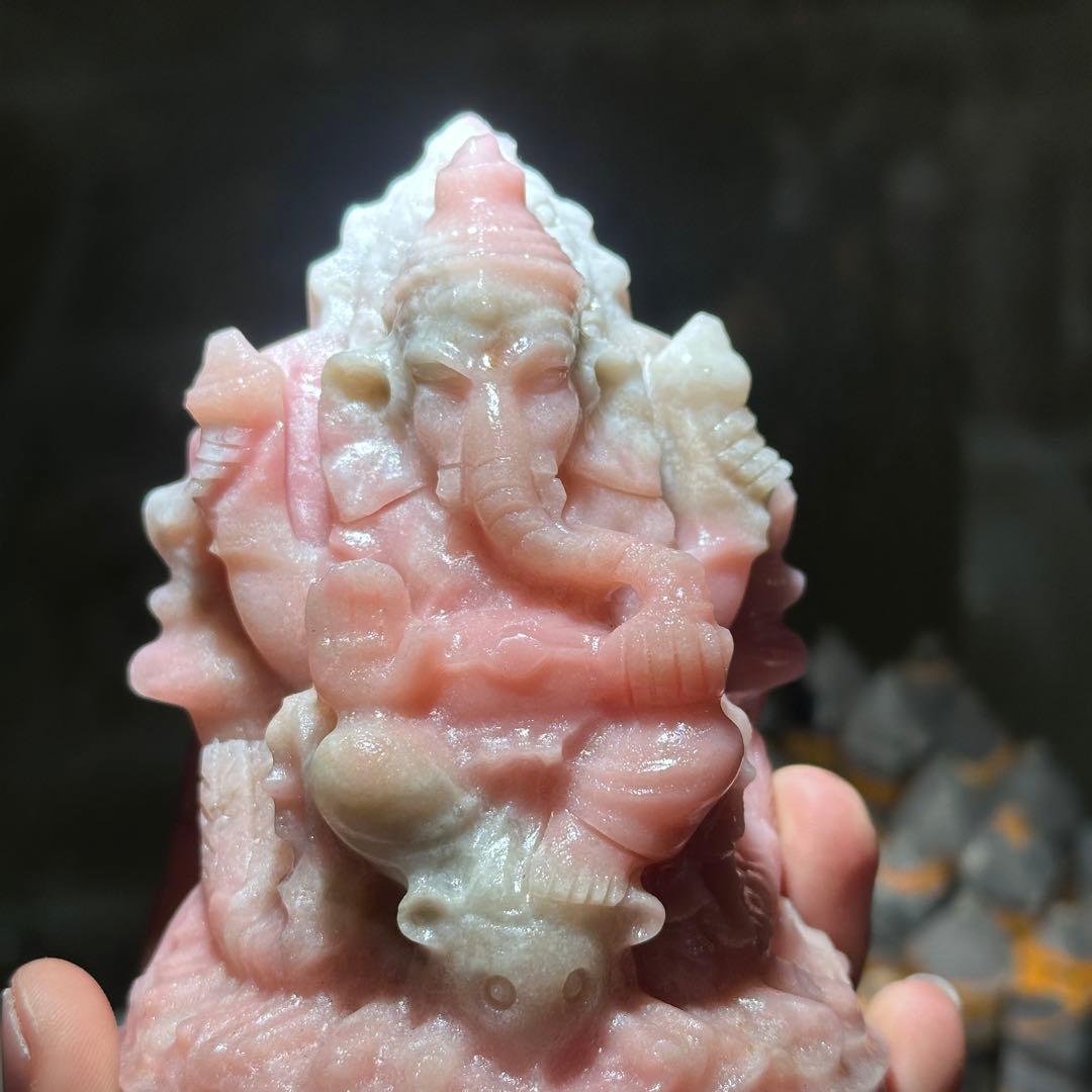 天然石ピンクオパールのガネーシャ 置物 彫り物G.266 - メルカリ