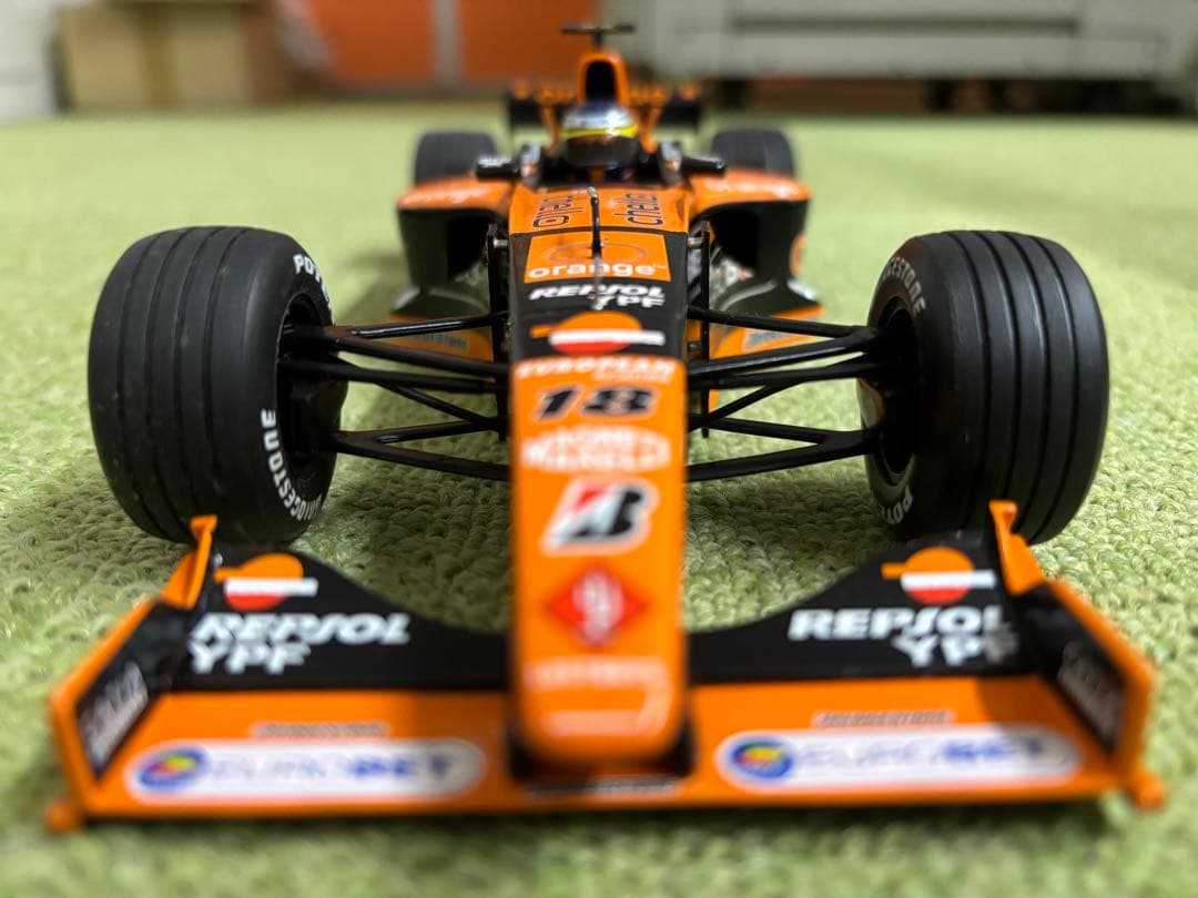 【ミニチャンプス　アロウズ　A21 2000年1/18】 Arrows A21 180 000119 (2000) - MiniChamps - LastDodo