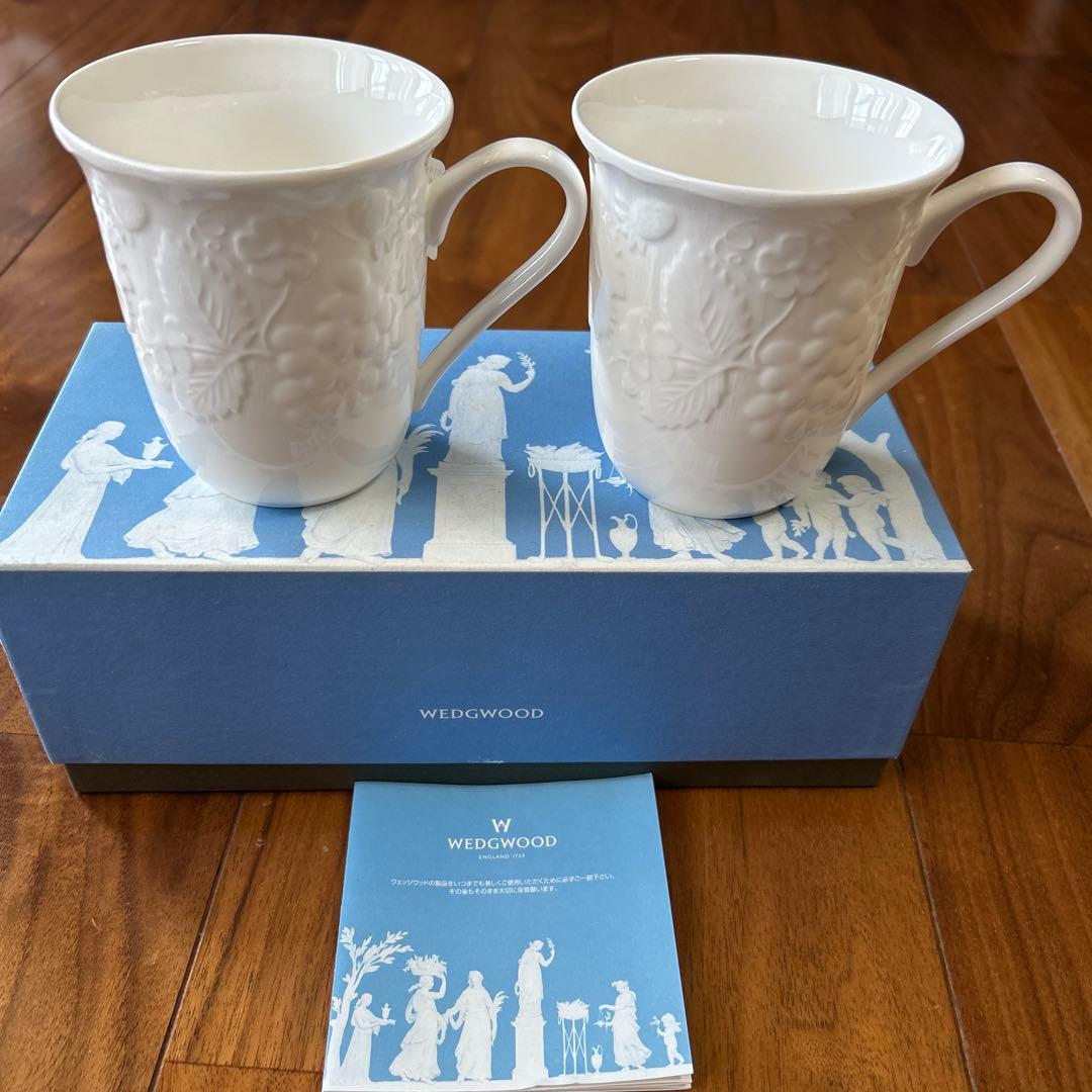 新品未使用 WEDGWOOD ストロベリー＆バイン マグカップ 2個セット
