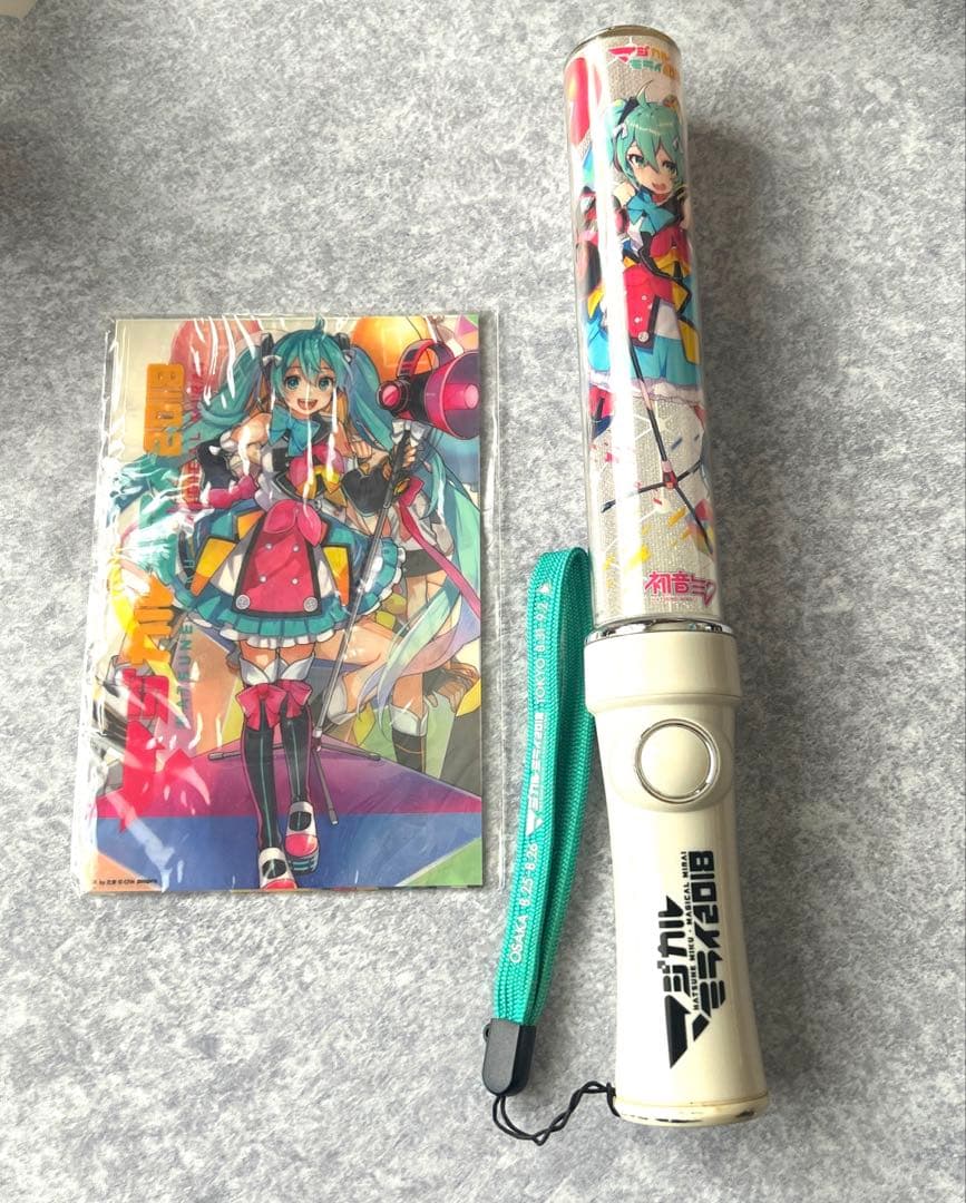 マジカルミライ　マジミラ　2018 ペンライト　初音ミク ペンライトフィルム 公式物販おすすめグッズ情報！ライブの必須アイテム「ペンライト」は6