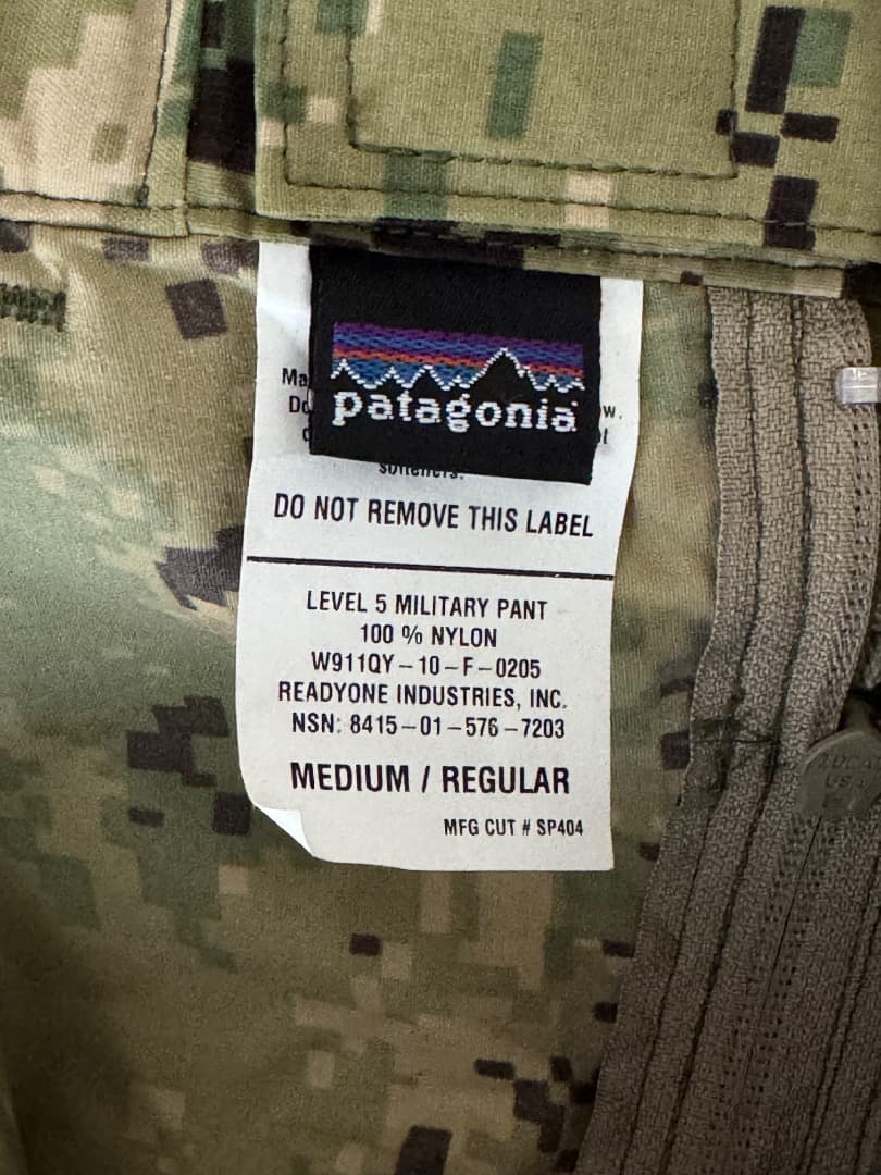 激レア 新品 未使用 patagonia Level5 AOR2 MR パンツ - メルカリ