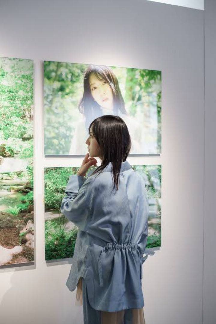 金村美玖 写真展 みとめる 直筆サイン入り アクリルパネル - メルカリ