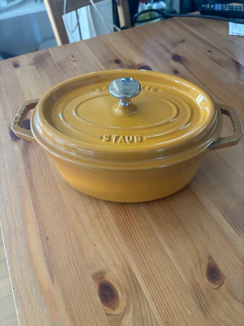 スタウブ　Staub オーバル23cm オレンジ 楽天市場】ストウブ 鍋 Staub ピコ・ココット オーバル 23cm 両手鍋