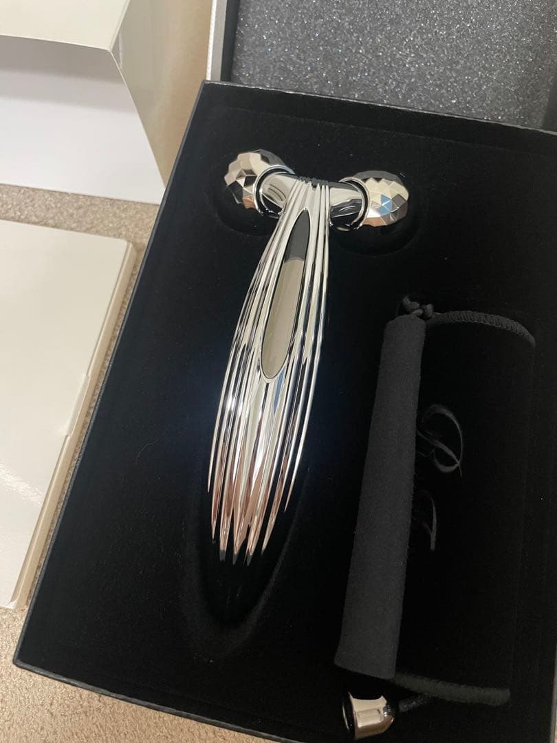 ReFa リファカラットレイフェイス【未使用】 ReFa（リファ） カラット レイ フェイス ReFa CARAT RAY FACE 美顔器