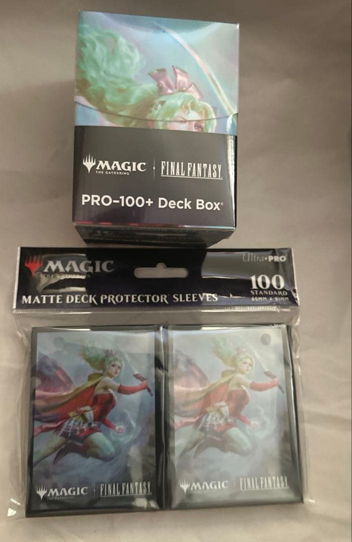 MTG【魔導の力を持つ少女、ティナ】デッキボックス+スリーブセット MTG 絶版稀少 魔導の力を持つ少女、ティナ スリーブ＆デッキボックス