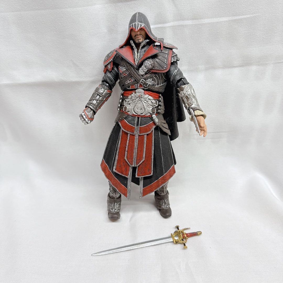 アサシンクリードII プレイアーツ改 エツィオ アクションフィギュア