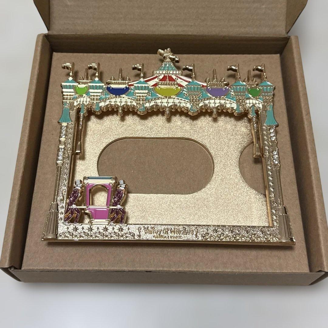 ジブリ 魔女の谷 フレーム付カレンダー　2026メリーゴーランド ジブリパーク 魔女の谷限定 フレーム付きカレンダー メリーゴーランド