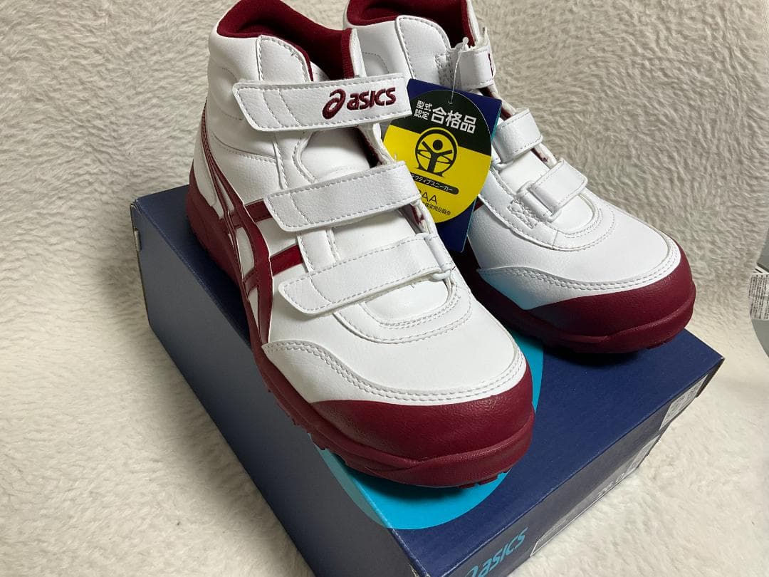 新品 アシックス ウィンジョブ CP302 ホワイト×バーガンディ 26.0cm