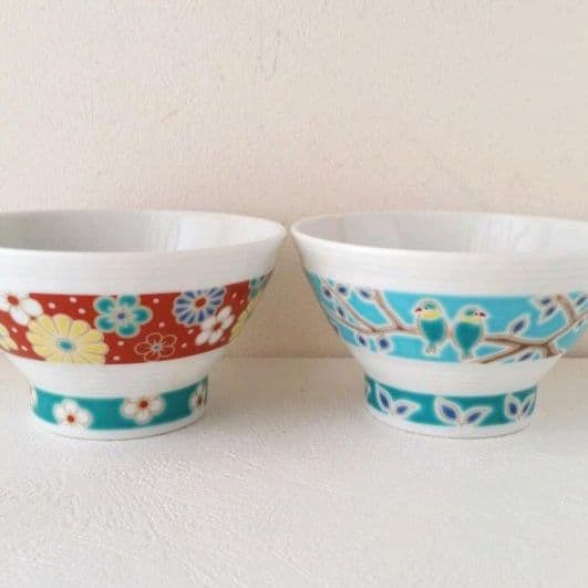 新品2点セット　九谷焼　色絵千段 飯碗 茶碗　　梅菊と小鳥 新品2点セット 九谷焼 色絵千段 飯碗 茶碗 梅菊と小鳥 - メルカリ