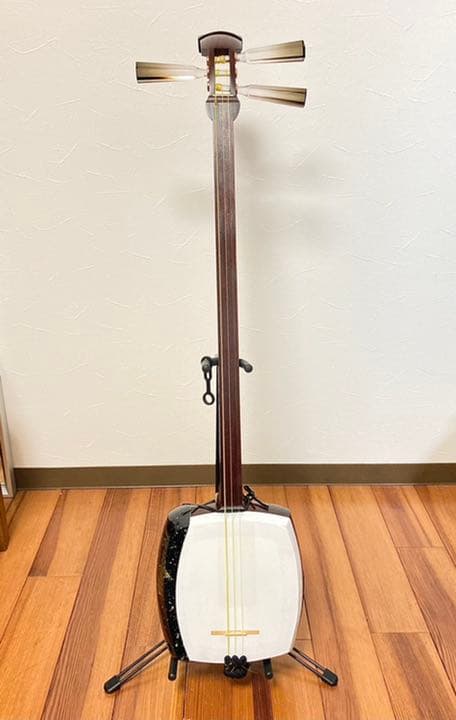 希少品 エレキ津軽三味線 夢絃21サイレント （三味線かとう）早い者
