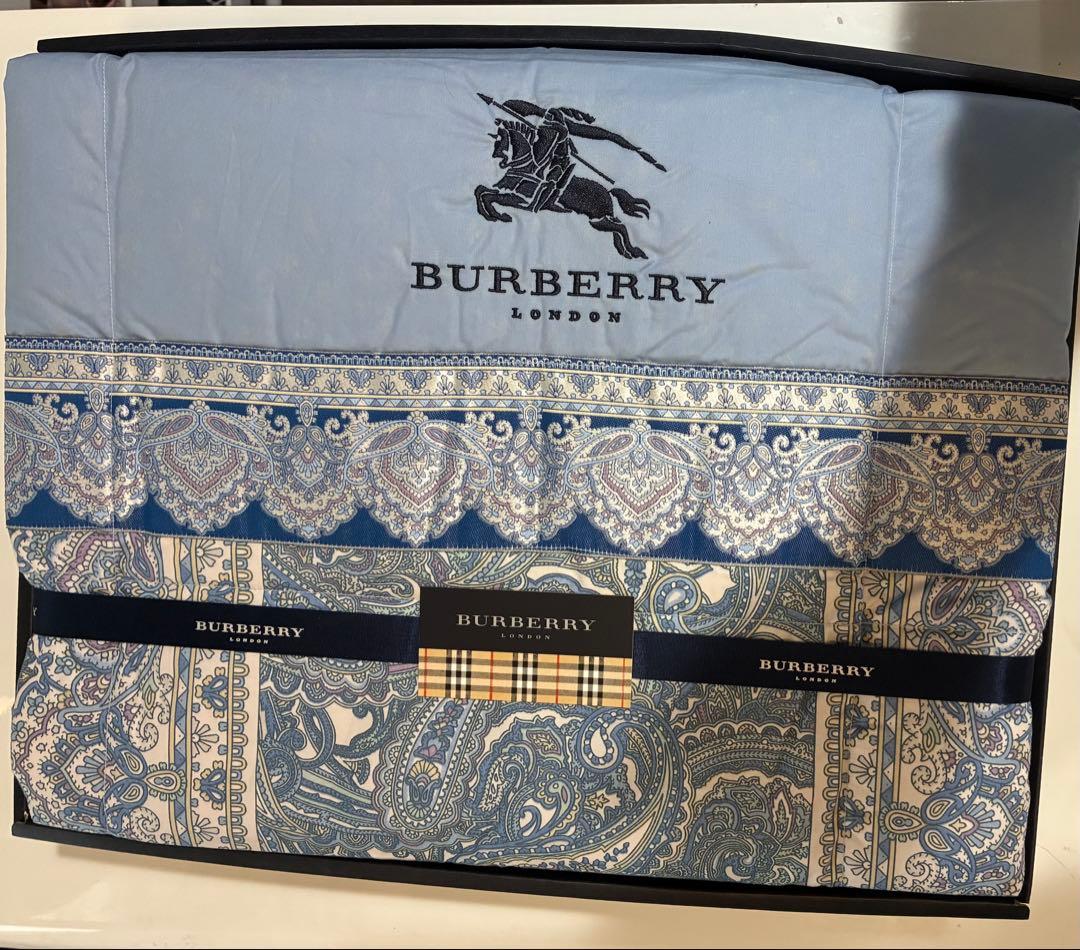 BURBERRY バーバリー 肌掛けふとん 150×200 西川 - メルカリ