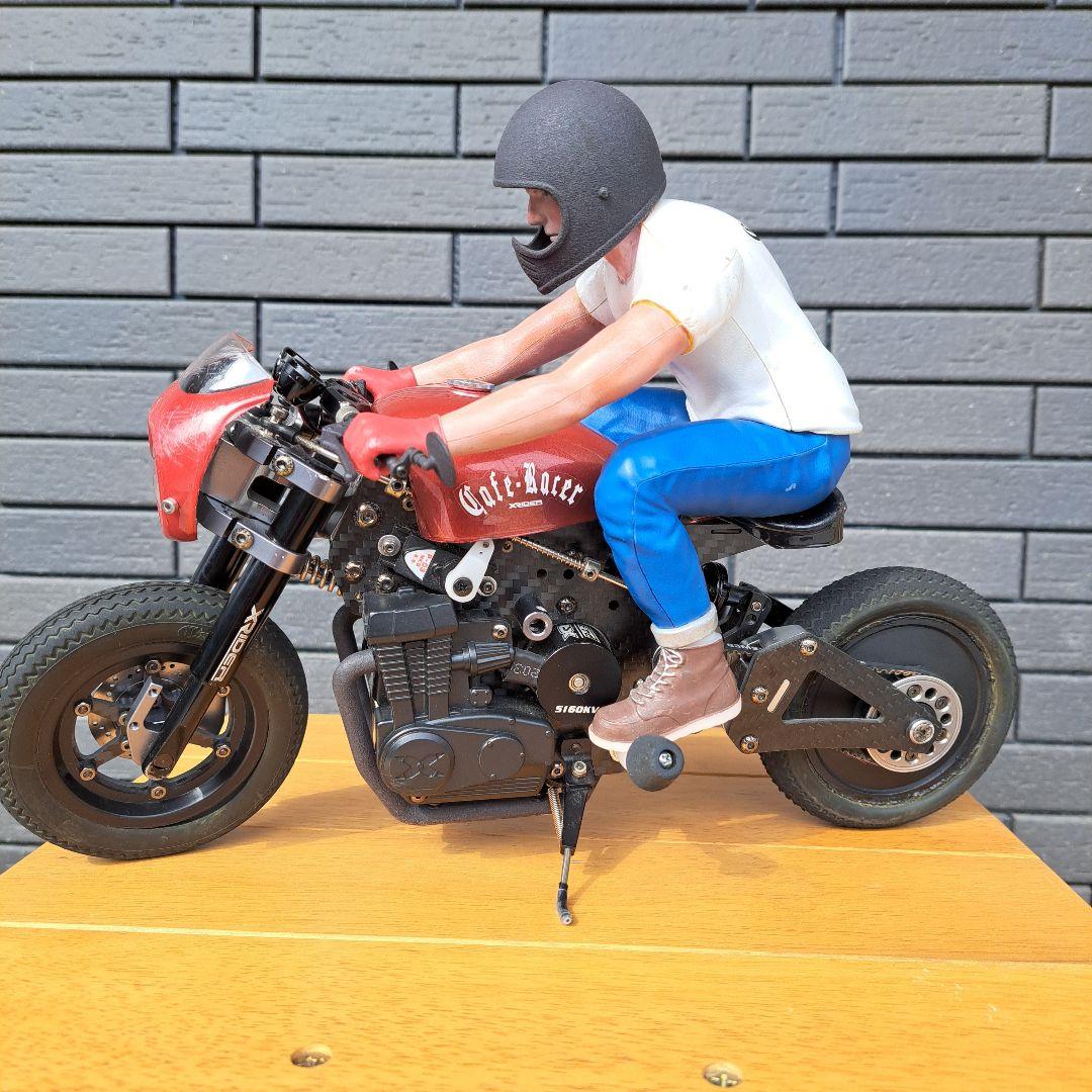 カフェレーサー 1/8スケール フィギュア付き 1/8 EP ハングオンレーサー Honda NSR500 1991 キット 34932 | 京商