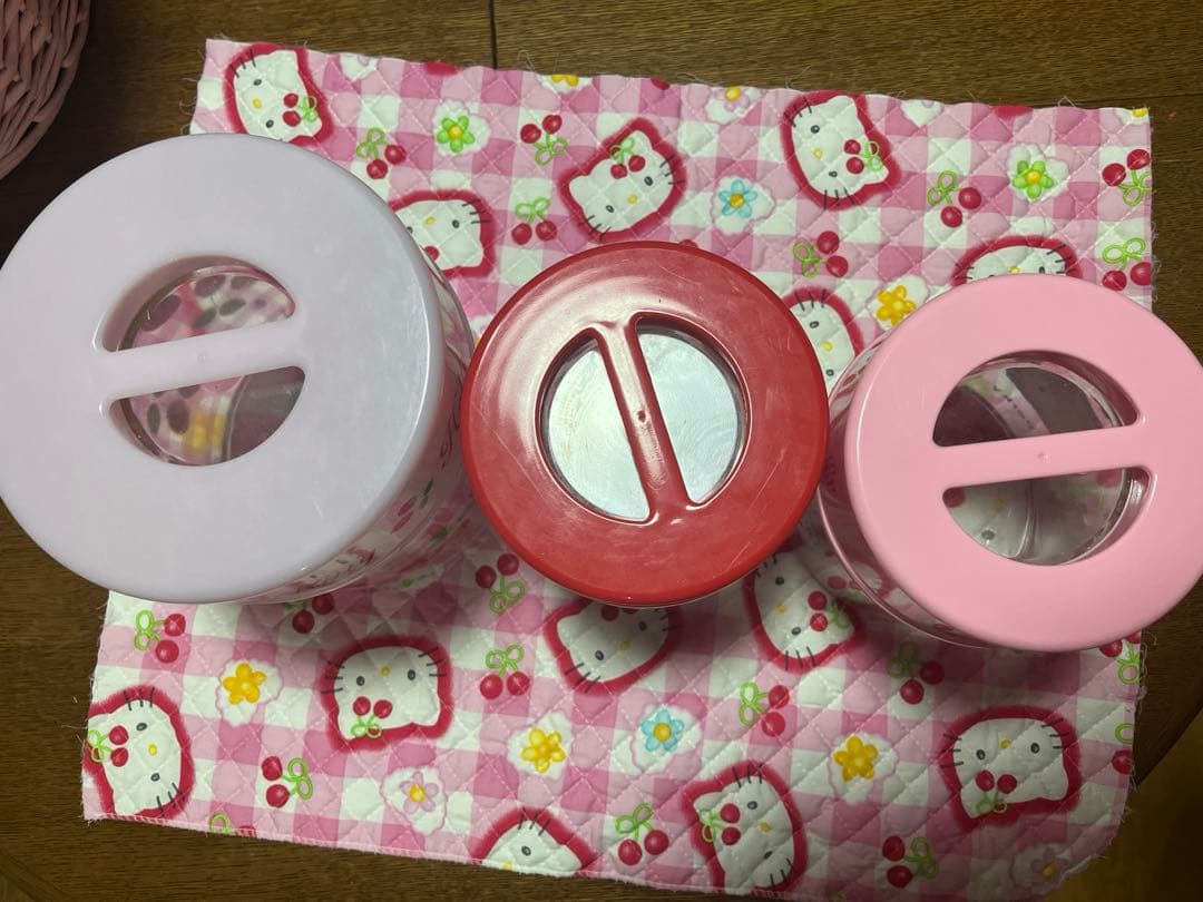 レア キティ キッチン シュガーポット 缶 いちご 赤 カオハナ 千鳥