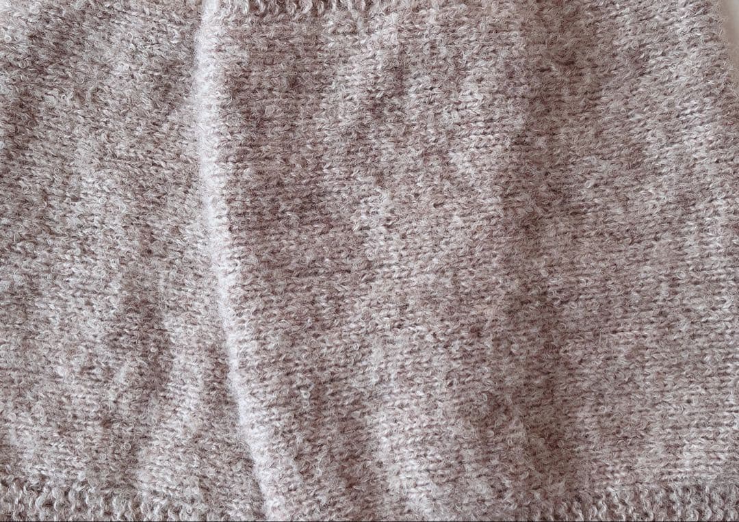 ベージュスヌード ループ 一重巻 毛糸 手編み ♪ ハンドメイド - メルカリ