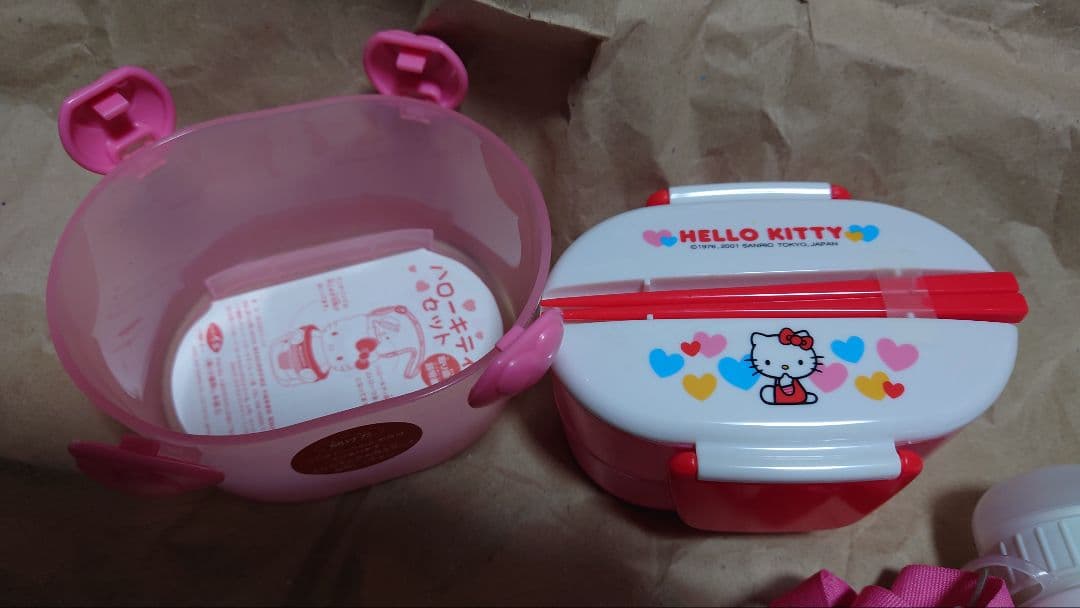 レア非売品未使用 ハローキティ 小僧寿司 お弁当箱 水筒セット レトロ