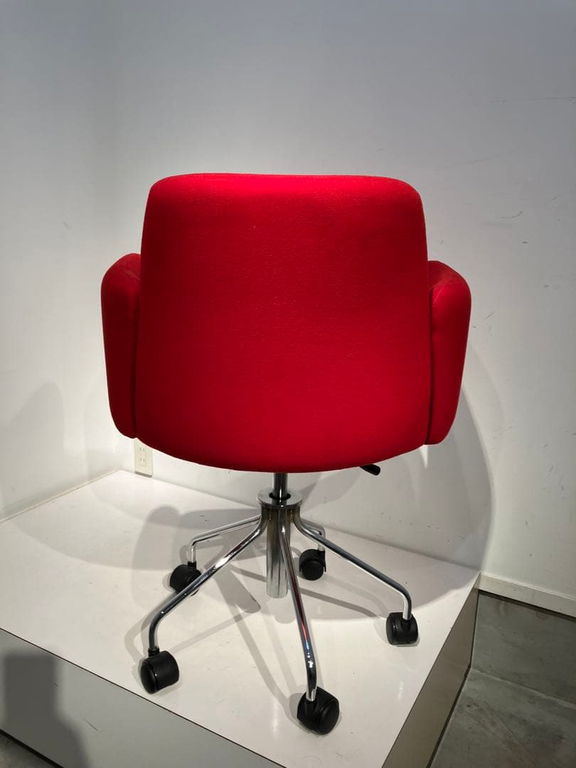 カルテル モーレアチェア、赤、美品、ヴィコマジストレッティ