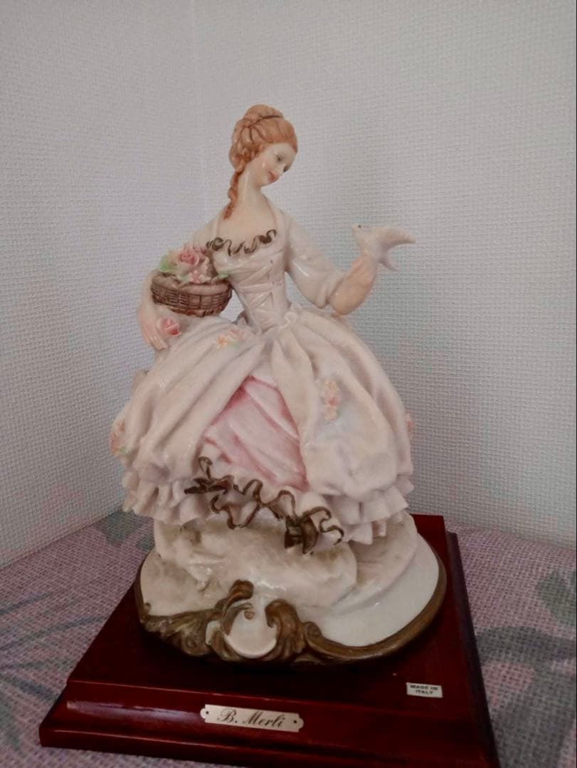 カポディモンテ　レース人形　フィギュリン　陶器　人形 イタリア カポディモンテ レース人形 バイオリン [449-0105] - 81,180