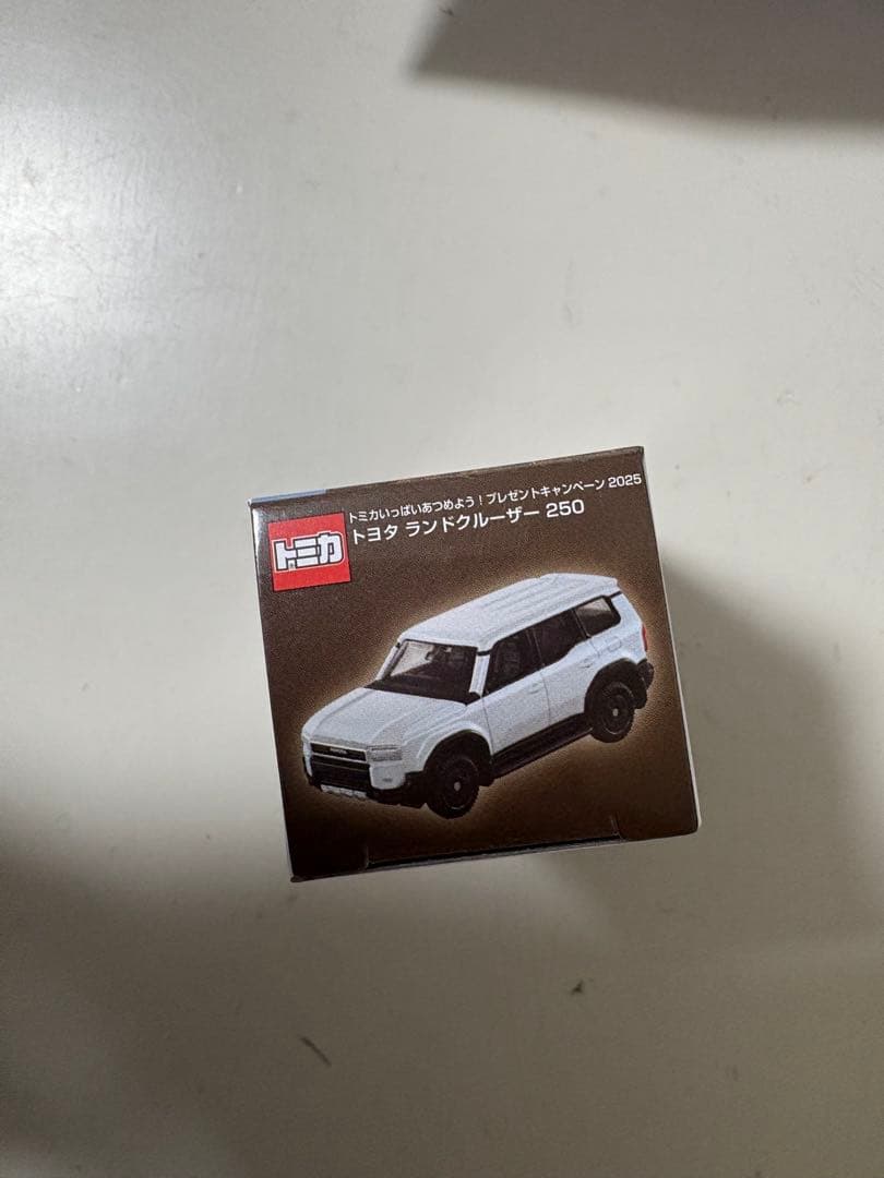 新品未開封】トミカ トヨタ ランドクルーザー 250 白 トミカ 非売品