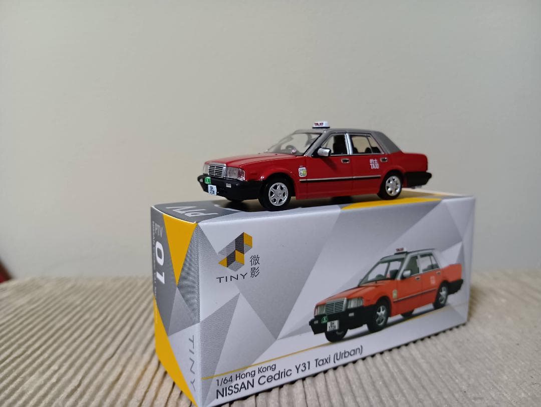TINY 日産セドリック Y31 タクシー（香港） - メルカリ