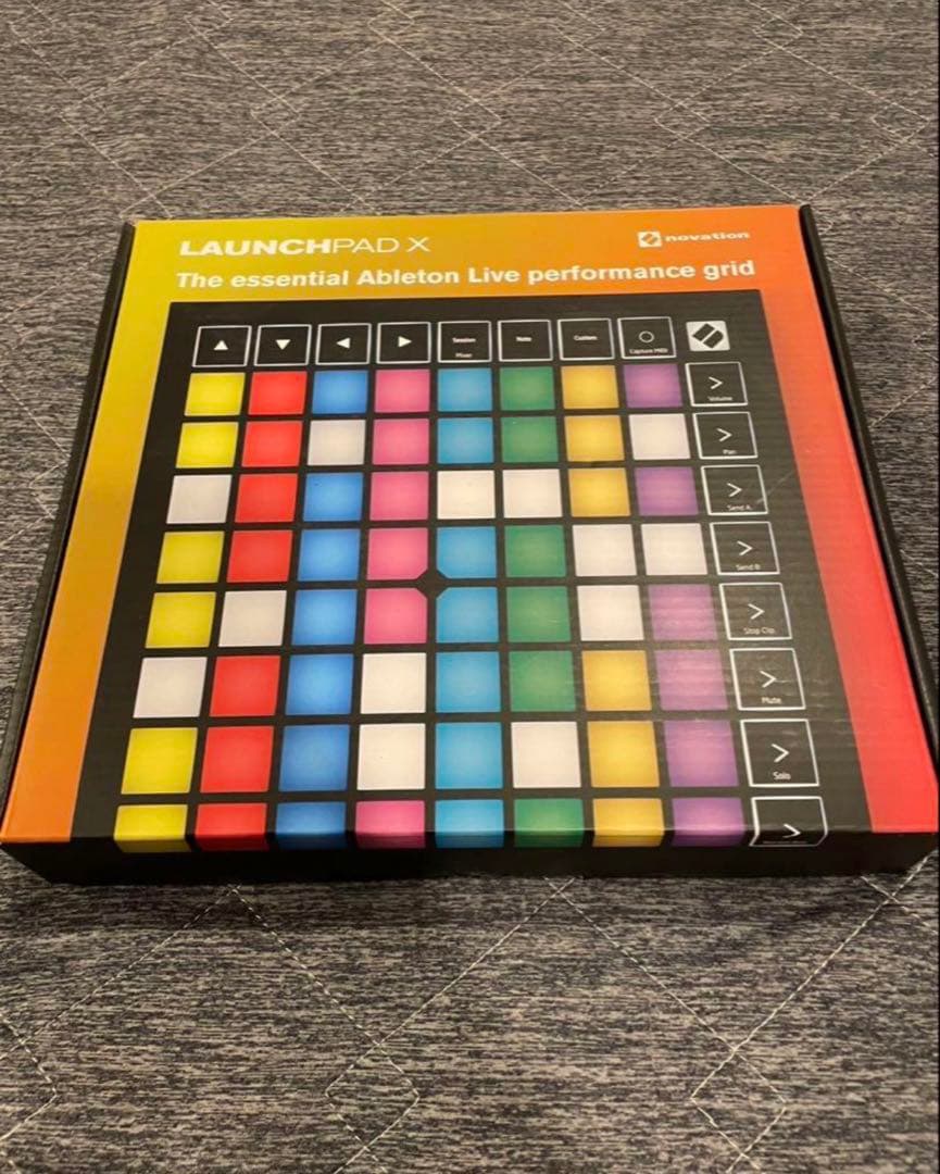 Launchpad X - Ableton Live用パフォーマンスグリッド launchpad-x-overhead-2400-2400