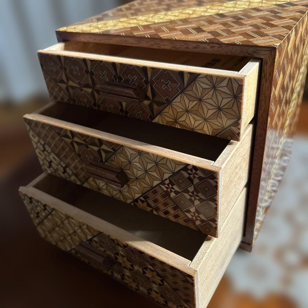 美品】箱根寄木細工 三段小引き出し 伝統工芸 幾何学文様 木工芸