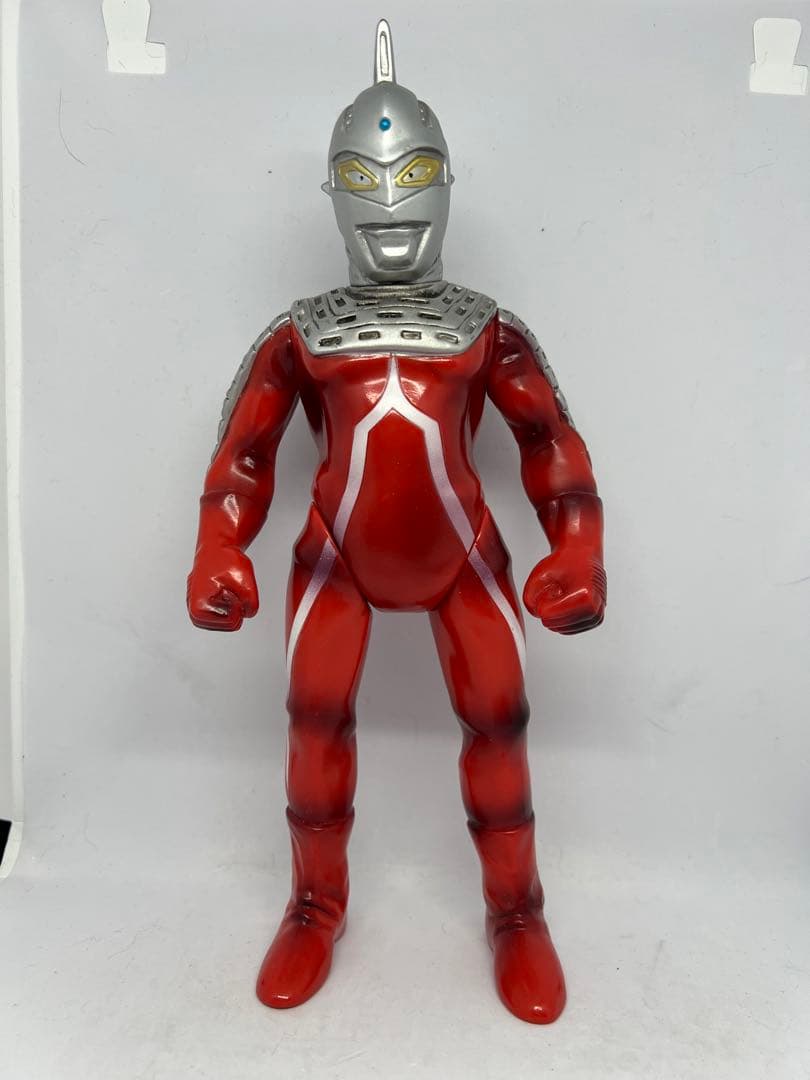 怪獣軒 ソフビウルトラマンセブン赤いフィギュア 未開封
