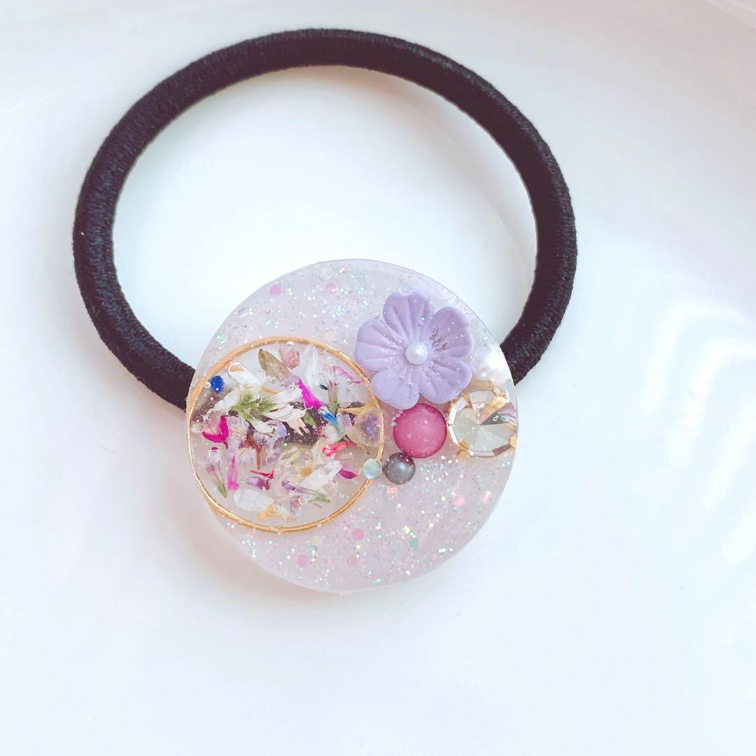レジンヘアゴム パープル 華やか ビジュー フラワーパーツ キラキラ