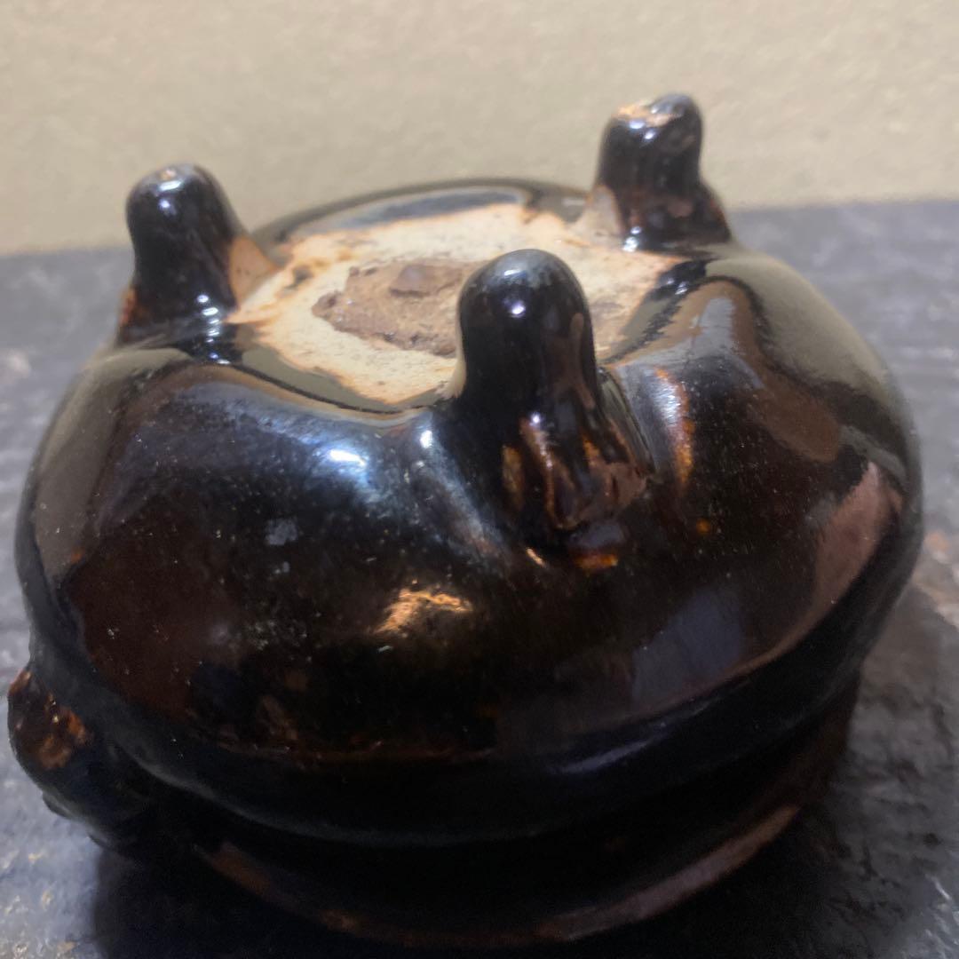 中国古玩 三つ足黒釉香炉7cm11cm