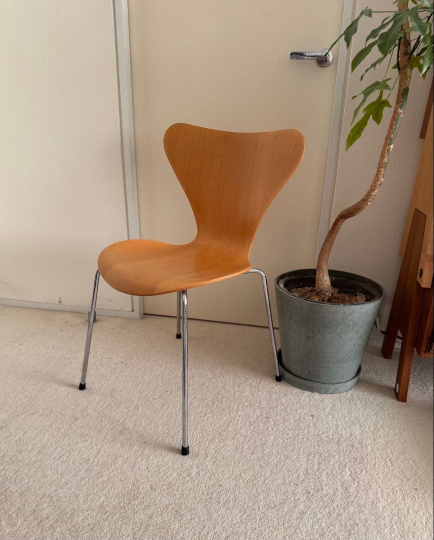 プリッツハンセン正規品セブンチェア FRITZ HANSEN（フリッツ・ハンセン）SERIES 7（セブンチェア）カラード