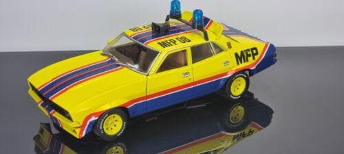 1/18 限定品 マッドマックス ビッグボッパー - メルカリ